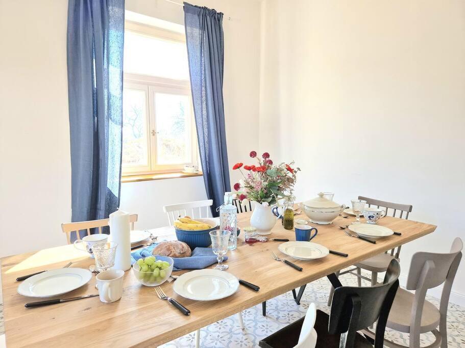 Pencin Villa Follemira Cz - Kitchen - Garden - Bike Storage מראה חיצוני תמונה